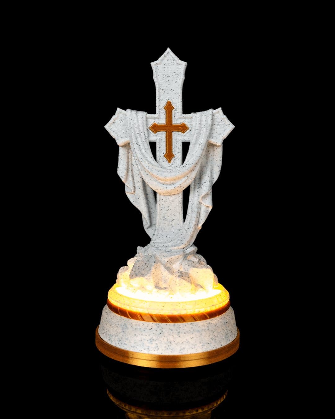 Estatueta Cruz com Manto e Base Luminosa